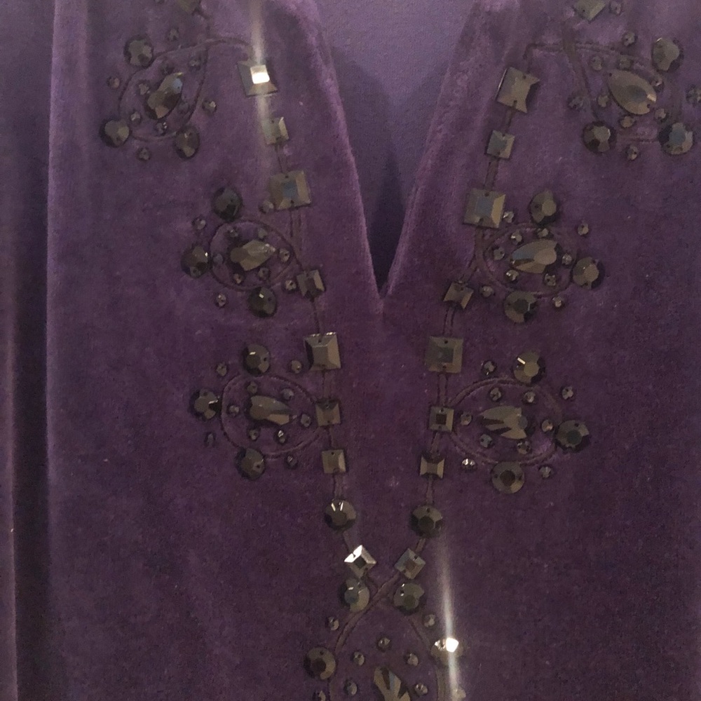 WOMENS PURPLE VELOUR V NECK BEADED TOP